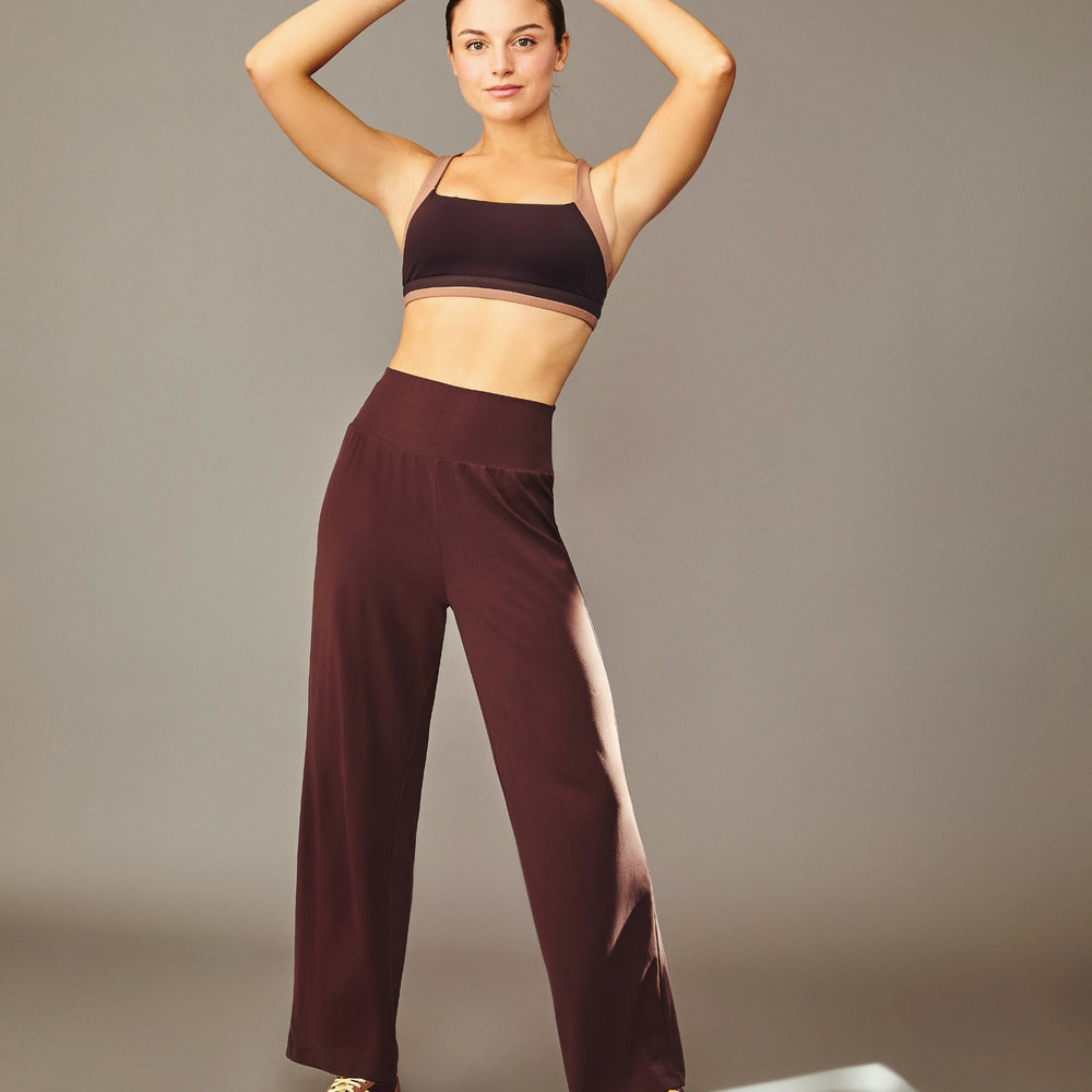 Pantalón Dri fit Café Oscuro