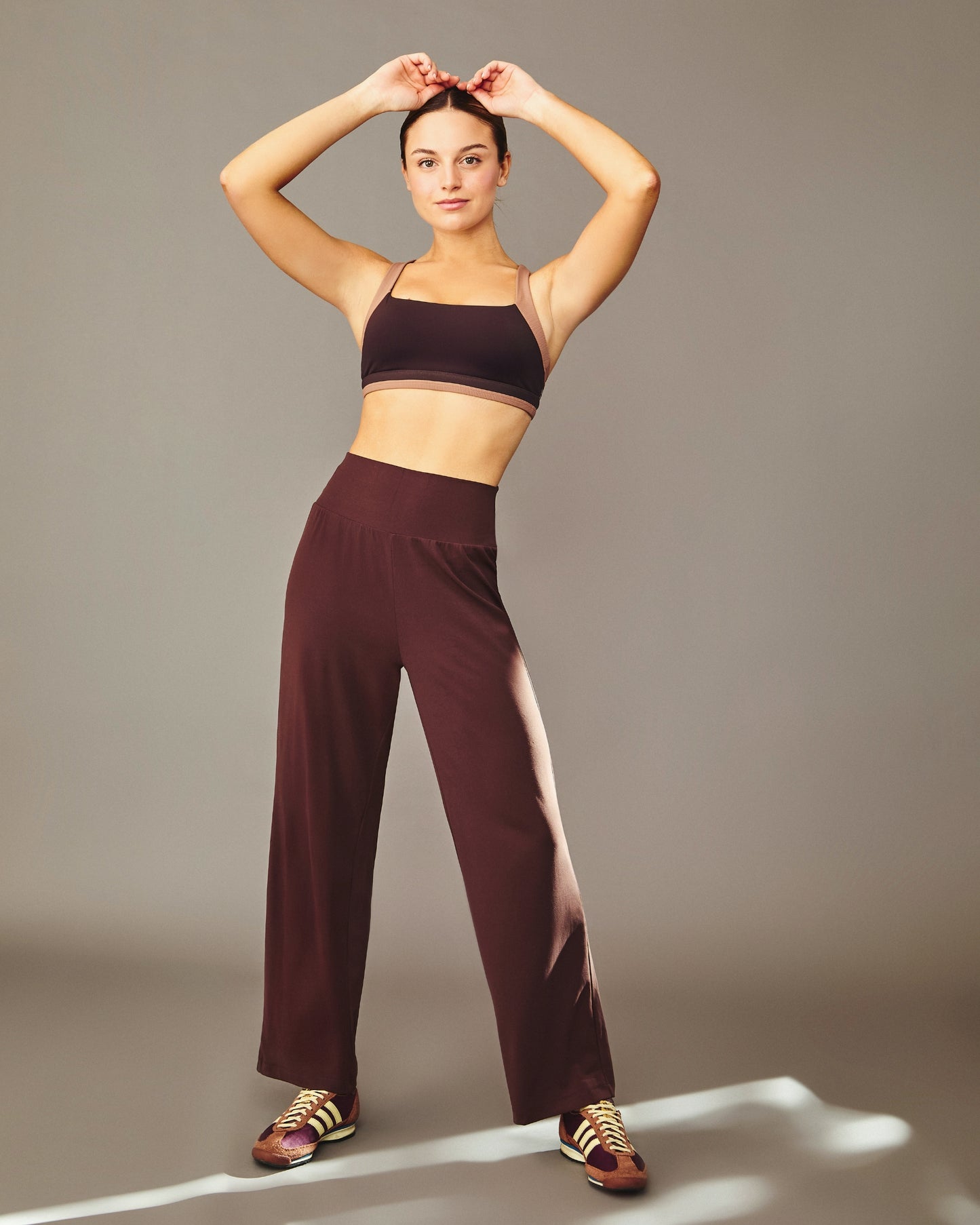 Pantalón Dri fit Café Oscuro
