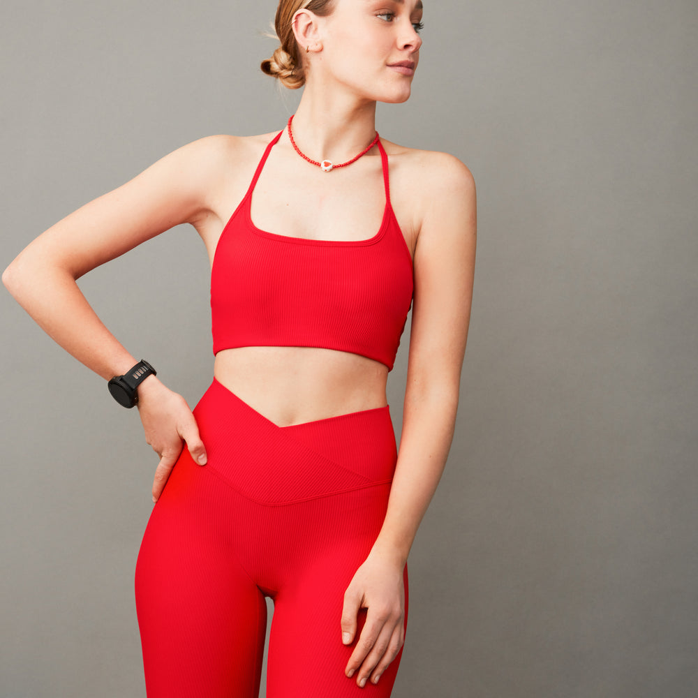 Sujetador Deportivo Rib Tiras Rojo – Máximo Soporte y Comodidad