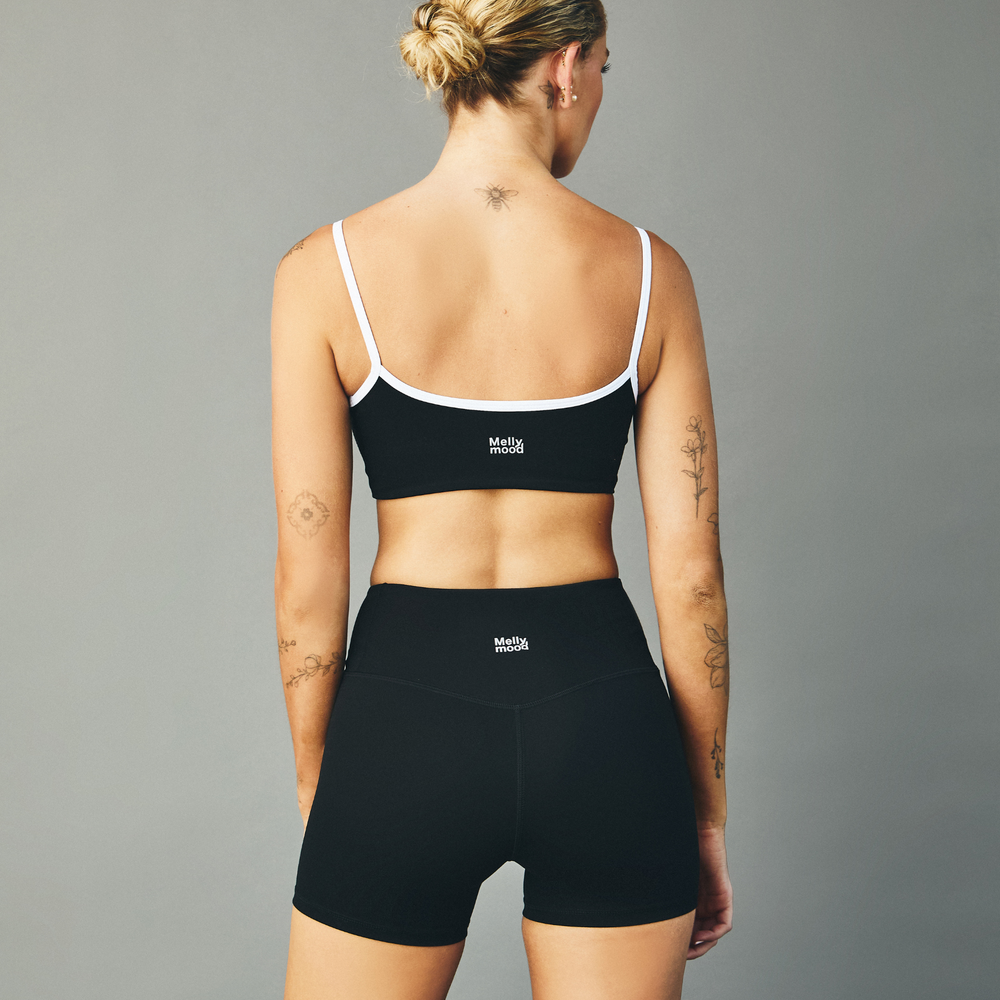 Sujetador Deportivo Retro Fina Negro – Rendimiento y Estilo para tus Entrenamientos