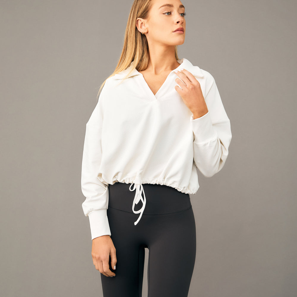 Sudadera deportiva cuello polo blanca – Tejido respirable de secado rápido