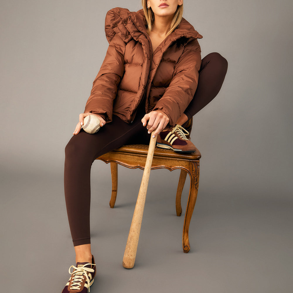 
                      
                        Chaqueta Deportiva Puff Camel
                      
                    