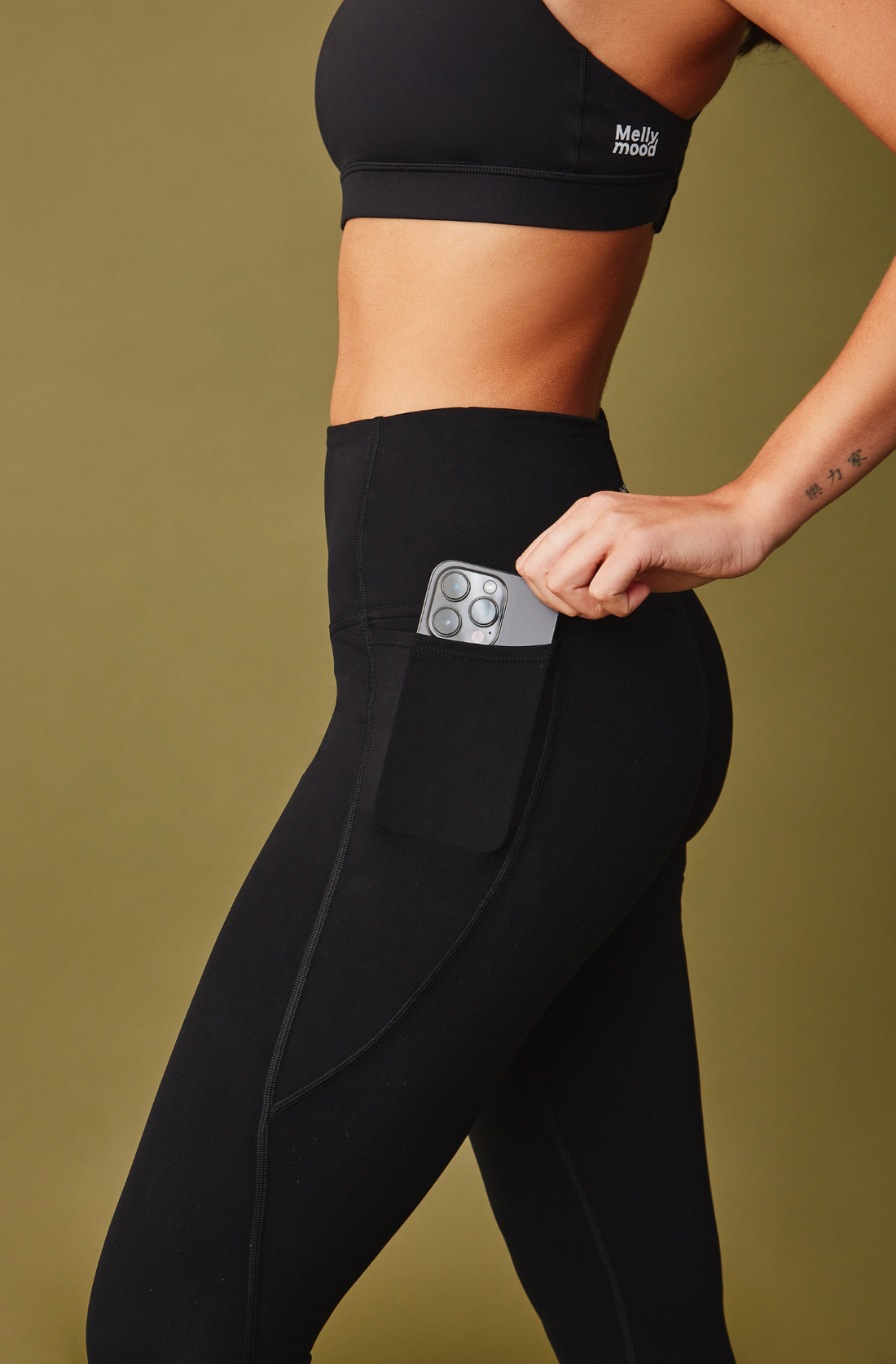Leggings broche negro